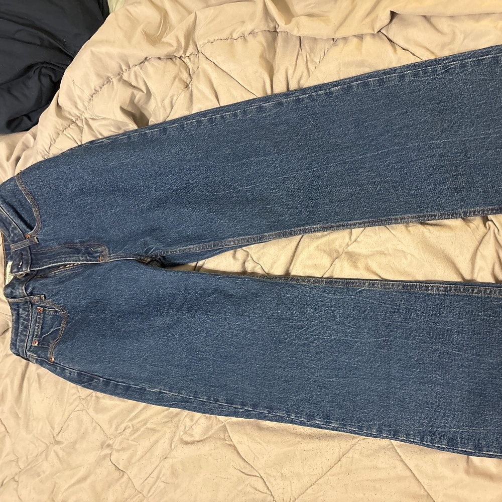 Abercrombie & Fitch High Rise Relaxed Blue Jeans